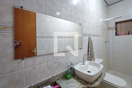 Casa à venda com 120m², 3 quartos e 3 vagasBanheiro