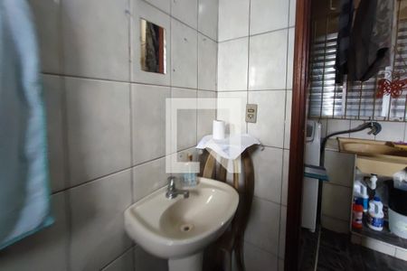 Casa à venda com 120m², 3 quartos e 3 vagasEdícula - Banheiro