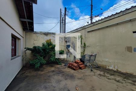 Casa à venda com 120m², 3 quartos e 3 vagasQuintal - Frente