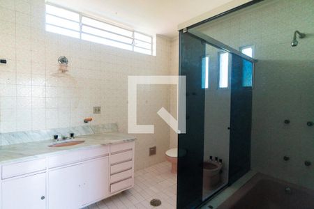 Banheiro da Suíte de casa à venda com 4 quartos, 249m² em Parque Jabaquara, São Paulo