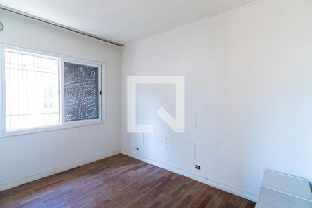 Casa à venda com 249m², 4 quartos e 6 vagas Casa à venda com 249m², 4 quartos e 6 vagasQuarto 3