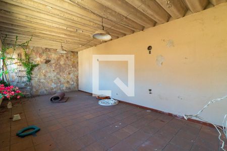 Casa à venda com 249m², 4 quartos e 6 vagas Casa à venda com 249m², 4 quartos e 6 vagasSalão de Festas