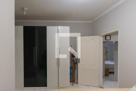Casa à venda com 300m², 3 quartos e 5 vagasSuíte 1