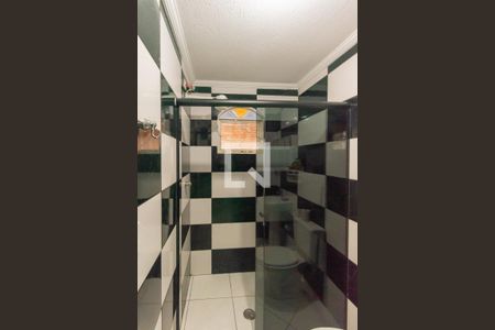 Casa à venda com 300m², 3 quartos e 5 vagasBanheiro da Suíte 2