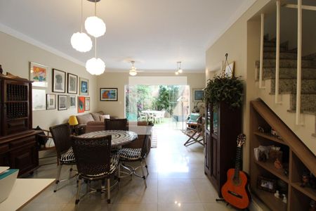 Sala  de casa à venda com 3 quartos, 175m² em Vila Ipojuca, São Paulo