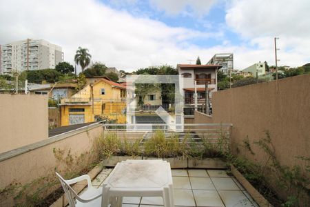 Casa à venda com 175m², 3 quartos e 3 vagasTerraço da suíte 2 