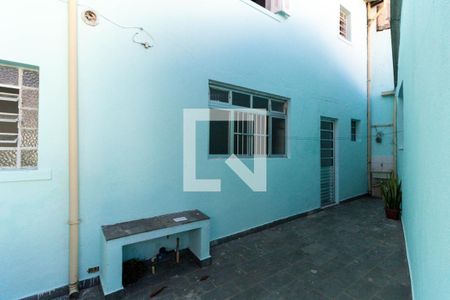 Casa para alugar com 150m², 2 quartos e sem vaga Casa para alugar com 150m², 2 quartos e sem vagaQuintal