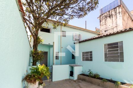 Casa para alugar com 150m², 2 quartos e sem vaga Casa para alugar com 150m², 2 quartos e sem vagaFachada
