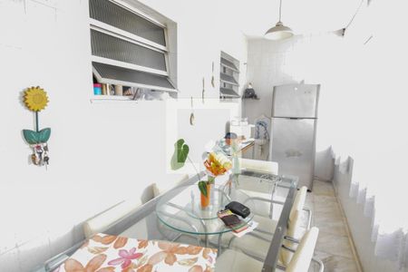 Casa para alugar com 200m², 4 quartos e 1 vagaÁrea de Serviço