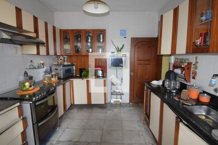 Casa para alugar com 200m², 4 quartos e 1 vagaCozinha