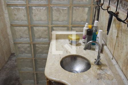 Casa para alugar com 200m², 4 quartos e 1 vagaBanheiro 3 