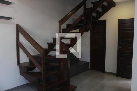 Escada de casa para alugar com 2 quartos, 78m² em Oriçó, Gravataí