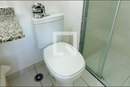 Detalhe do Banheiro da Suite de apartamento para alugar com 1 quarto, 43m² em Jardim Aeroporto, São Paulo