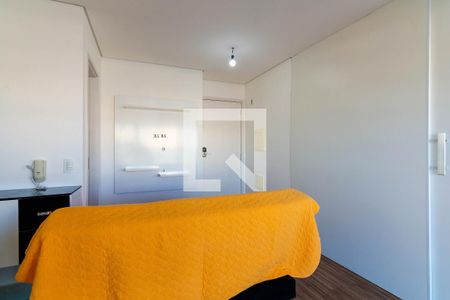 Sala de kitnet/studio para alugar com 1 quarto, 43m² em Jardim Aeroporto, São Paulo