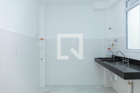 Cozinha de apartamento para alugar com 2 quartos, 41m² em Rubem Berta, Porto Alegre