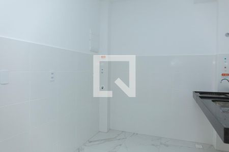 Cozinha de apartamento para alugar com 2 quartos, 41m² em Rubem Berta, Porto Alegre