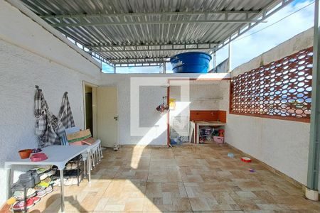 Casa à venda com 87m², 2 quartos e sem vagaTerraço