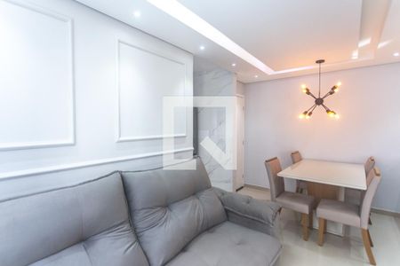 Sala de estar de apartamento para alugar com 2 quartos, 42m² em Jardim São Savério, São Paulo