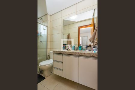 Apartamento à venda com 168m², 3 quartos e 3 vagasBanheiro da Suíte 