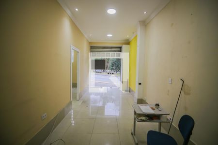 Casa para alugar com 350m², 5 quartos e 2 vagasSalão