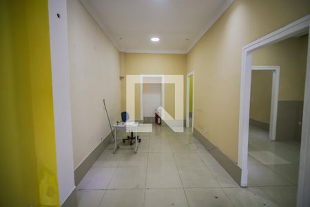 Casa para alugar com 350m², 5 quartos e 2 vagasSalão
