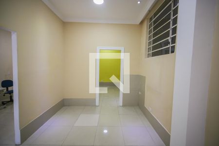 Casa para alugar com 350m², 5 quartos e 2 vagasSalão