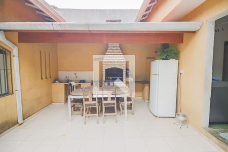 Casa para alugar com 350m², 5 quartos e 2 vagasÁrea comum - Churrasqueira