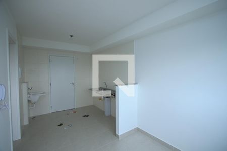 Sala/Cozinha de apartamento para alugar com 1 quarto, 27m² em Jardim Mirante, São Paulo