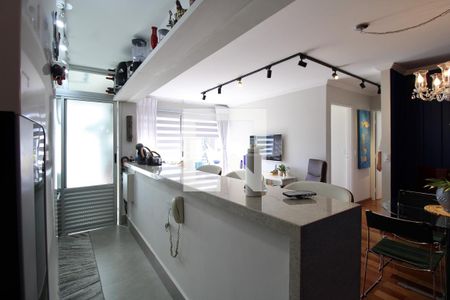 Sala  de apartamento à venda com 2 quartos, 68m² em Pompeia, São Paulo