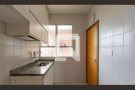 Apartamento à venda com 78m², 3 quartos e 2 vagasCozinha - Armários