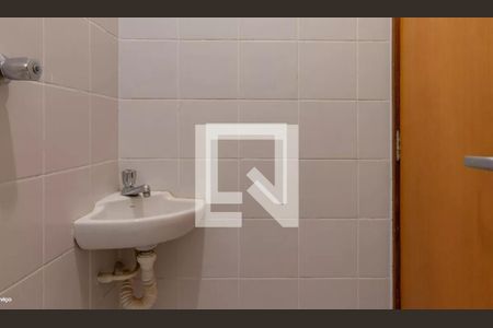 Apartamento à venda com 77m², 3 quartos e 2 vagasBanheiro de Serviço