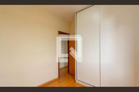 Apartamento à venda com 77m², 3 quartos e 2 vagasQuarto 1