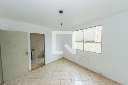 Sala de apartamento para alugar com 1 quarto, 35m² em Bento Ribeiro, Rio de Janeiro