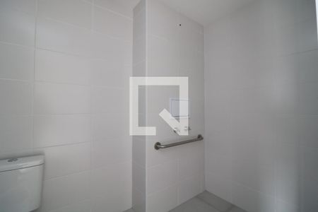 Banheiro de kitnet/studio à venda com 1 quarto, 26m² em Jardim Independência, São Paulo