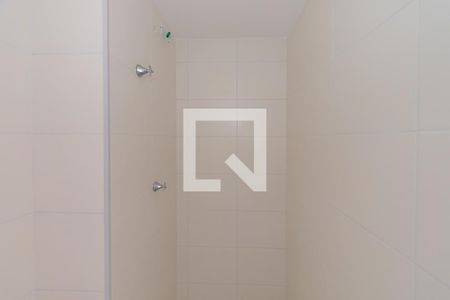 Banheiro de apartamento à venda com 1 quarto, 26m² em Jardim Mirante, São Paulo