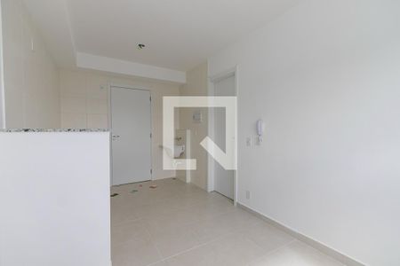Sala/Cozinha de apartamento à venda com 1 quarto, 26m² em Jardim Mirante, São Paulo