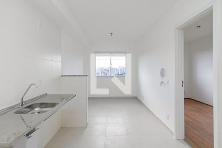 Sala/Cozinha de apartamento à venda com 1 quarto, 27m² em Jardim Mirante, São Paulo