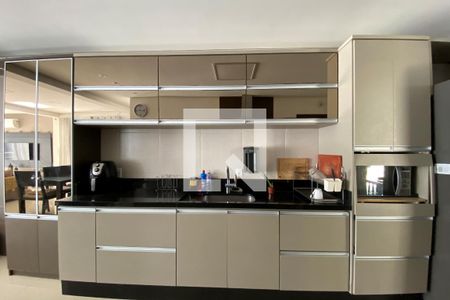 Casa para alugar com 220m², 3 quartos e 4 vagasCozinha - Armários