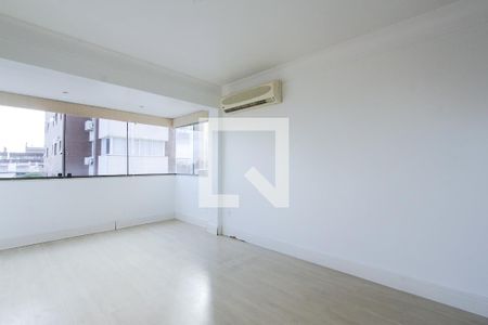 Sala de apartamento à venda com 3 quartos, 136m² em Petrópolis, Porto Alegre