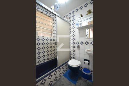 Casa à venda com 187m², 3 quartos e 4 vagasBanheiro 1