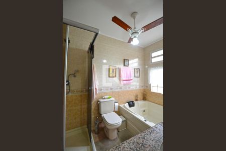 Casa à venda com 187m², 3 quartos e 4 vagasBanheiro da Suíte