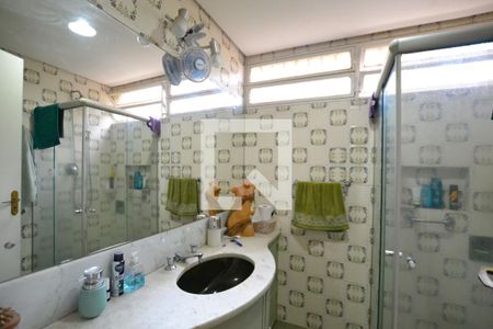 Casa à venda com 187m², 3 quartos e 4 vagasBanheiro 2