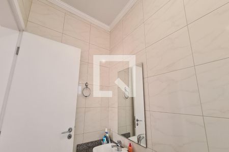 Casa à venda com 207m², 4 quartos e 2 vagas Casa à venda com 207m², 4 quartos e 2 vagasBanheiro 2