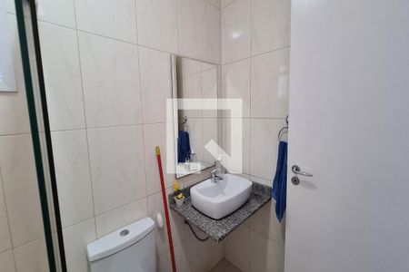 Casa à venda com 207m², 4 quartos e 2 vagas Casa à venda com 207m², 4 quartos e 2 vagasBanheiro 1