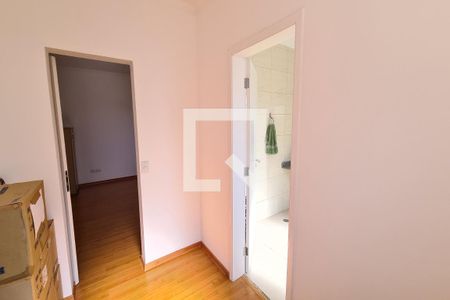 Casa à venda com 207m², 4 quartos e 2 vagas Casa à venda com 207m², 4 quartos e 2 vagasCloset da suíte