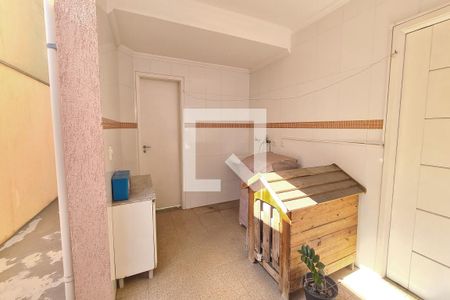 Casa à venda com 207m², 4 quartos e 2 vagas Casa à venda com 207m², 4 quartos e 2 vagasÁrea de Serviço