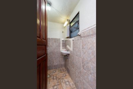 Casa para alugar com 161m², 2 quartos e 2 vagas Casa para alugar com 161m², 2 quartos e 2 vagasBanheiro - Área de Serviço