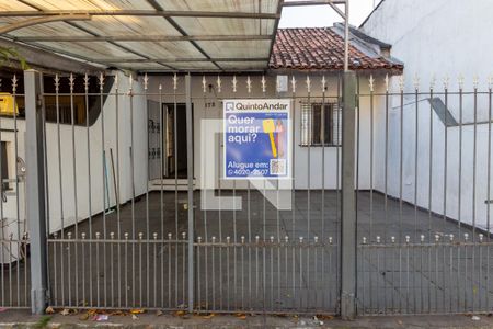 Casa para alugar com 161m², 2 quartos e 2 vagas Casa para alugar com 161m², 2 quartos e 2 vagasPlaquinha instalada