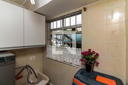 Apartamento à venda com 60m², 2 quartos e 1 vagaÁrea de Serviço