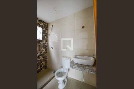 Banheiro da Suíte de casa à venda com 3 quartos, 130m² em Engenho do Mato, Niterói